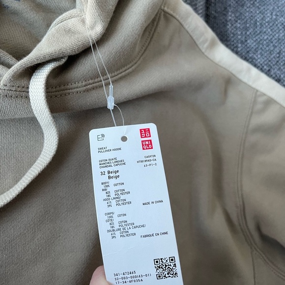 Uniqlo Sweat Pullover Hoodie - Picture 4 of 6